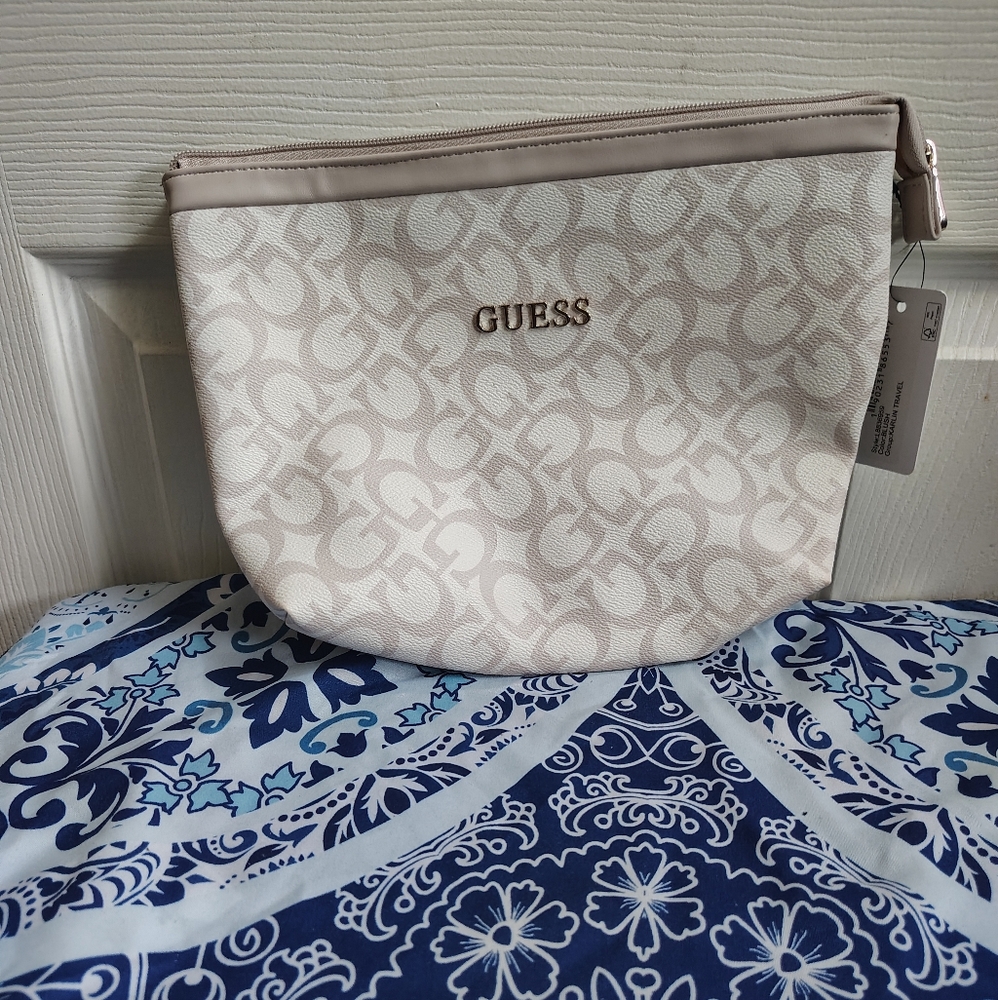 Guess Women's Travel Toiletry Pouch